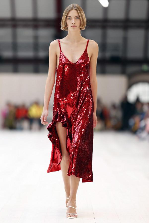 巴黎時裝週：羅意威品牌時裝秀