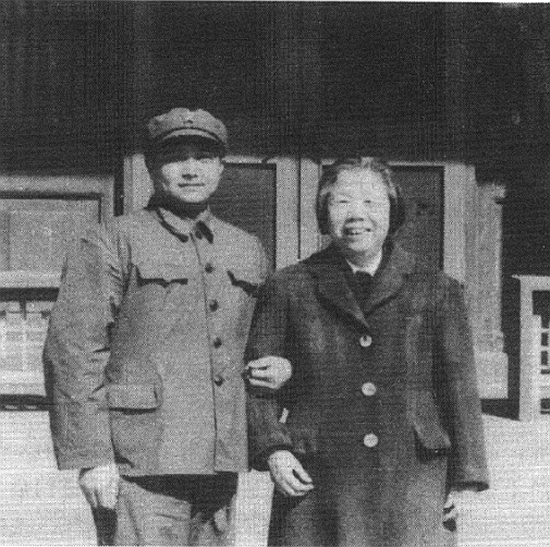 68年紀東初入西花廳，周總理親自教他當秘書：我只給你提一條要求