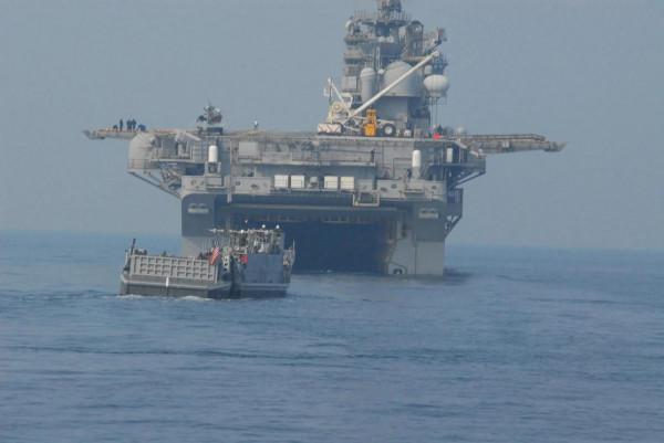 LHD“黃蜂”級兩棲攻擊艦圖集（222圖）