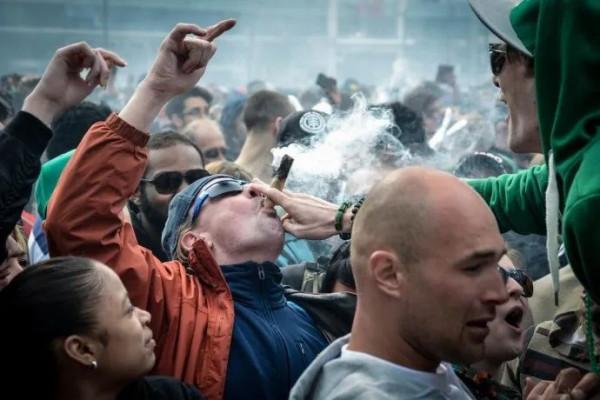 “社交毒品”——大麻的前世今生