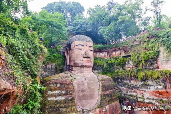 假如有人出錢讓你去雲貴川旅遊，只能去一個省，選哪個省？理由？