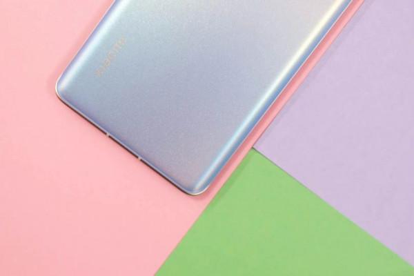 三款2000元左右，熱門暢銷的手機配置解讀