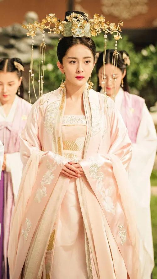 從郭襄到白淺,再到斛珠夫人,楊冪的古裝美人之路 從郭襄到白淺,再到斛珠夫人,楊冪的古裝美人之路