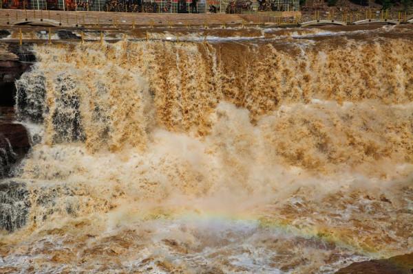 有人曾經說，沒有來過壺口瀑布，就無法辨別黃河的真面目