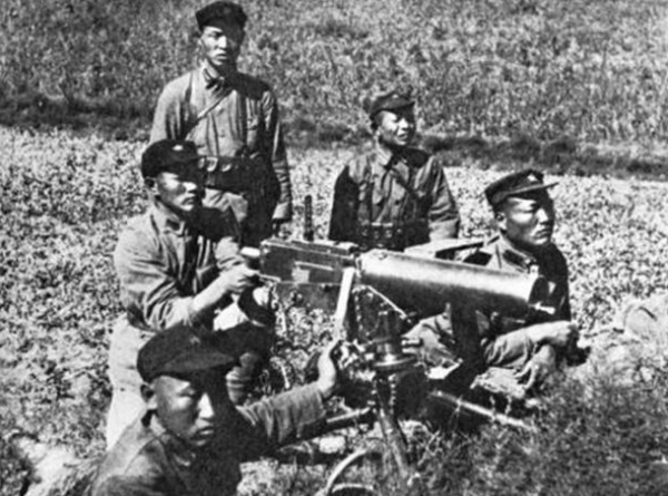 25歲犧牲的紅軍驍將，聶榮臻評價：他不死，元帥的座次可能換一換