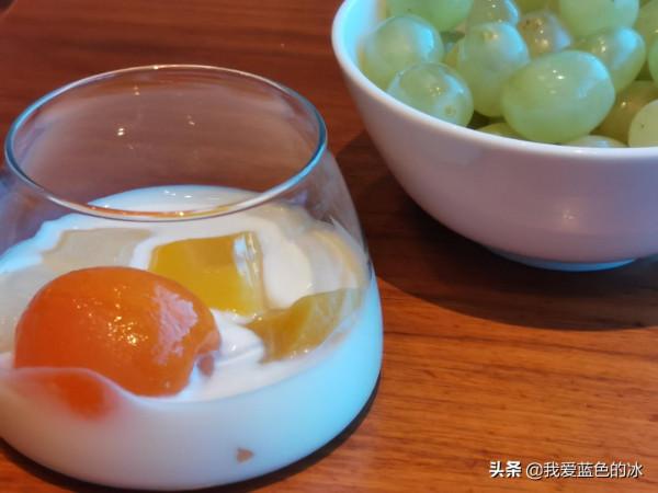 在北京入住第二家酒店自助餐廳裡的早餐