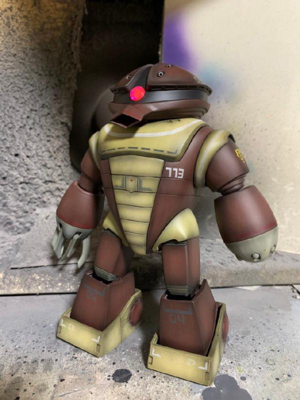 機動戰士高達龜霸的真身是文奈? 機動戰士高達龜霸的真身是文奈?