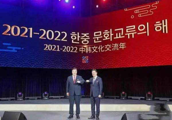 騰訊音娛盛典突然刪除韓國男團EXO合作海報，背後的原因成謎