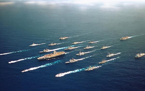 美國盯上中國，啟動第六次戰略轉移，中國能否打敗美國的不敗神話