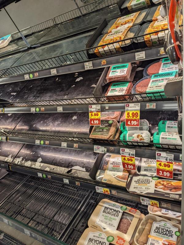 “暴雪中搶購的美國人，餓死也不吃植物肉”，為何向中國人推銷？