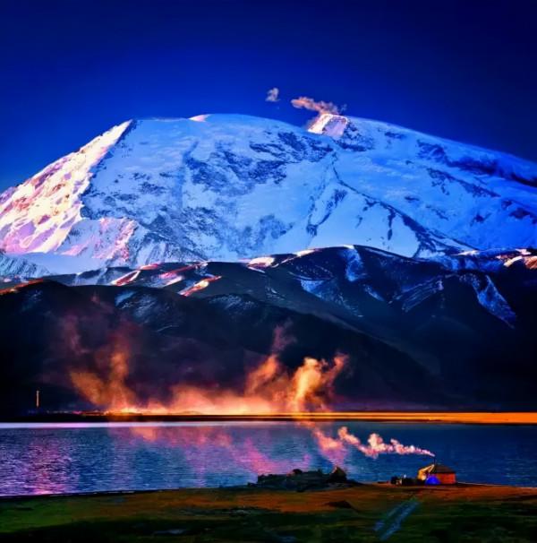 秋天的新疆，美成了桌布