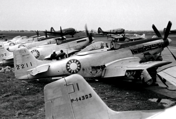 華野秘密行軍3日,突遭國軍轟炸,粟裕:那個排長有問題,抓住他 華野秘密行軍3日,突遭國軍轟炸,粟裕:那個排長有問題,抓住他