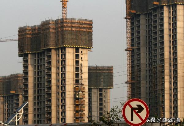 手握三套房賣不掉，直降500萬難出手？更心酸的是有人開始斷供了