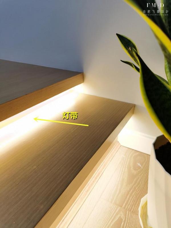 小房間榻榻米的“替代品”,抬高不到10公分,休息區寬敞睡覺自由 小房間榻榻米的“替代品”,抬高不到10公分,休息區寬敞睡覺自由