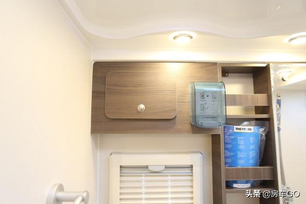 國六3.0T+8AT！C本可開超大空間房車，實拍亞特尊領ST