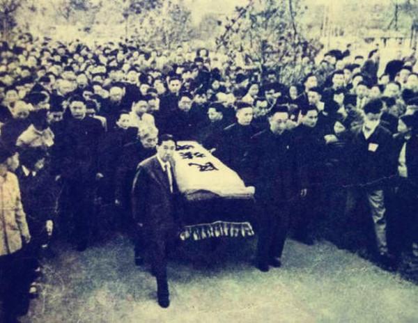 魯迅去世48年後,一張胸片揭開其真正死因,日本庸醫誤診原本可治 魯迅去世48年後,一張胸片揭開其真正死因,日本庸醫誤診原本可治