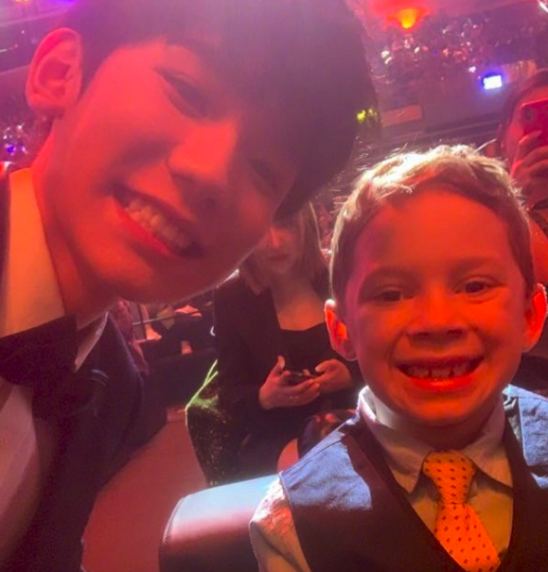 那些曾紅極一時的童星怎麼樣了？假笑男孩靠接祝福影片賺錢