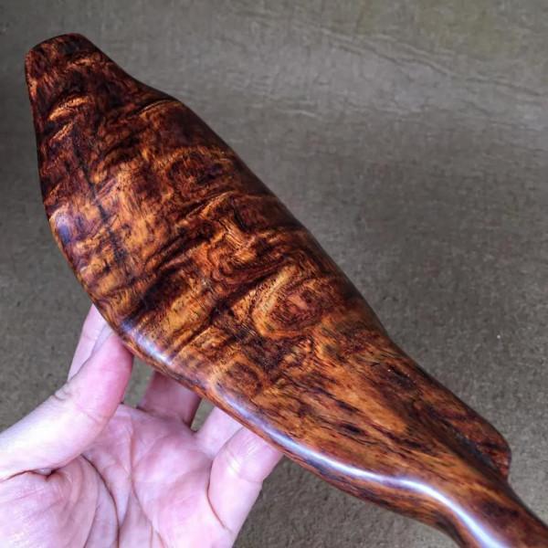 木生金紋，奪目耀眼至極啊！海南黃花梨木樣