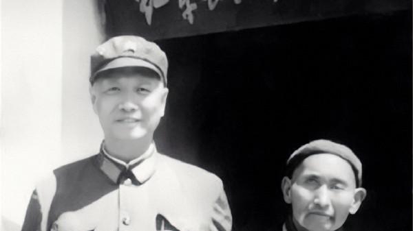 他冒死幫紅軍過大渡河，為躲避抓捕淪為奴隸，解放後上級點名找他