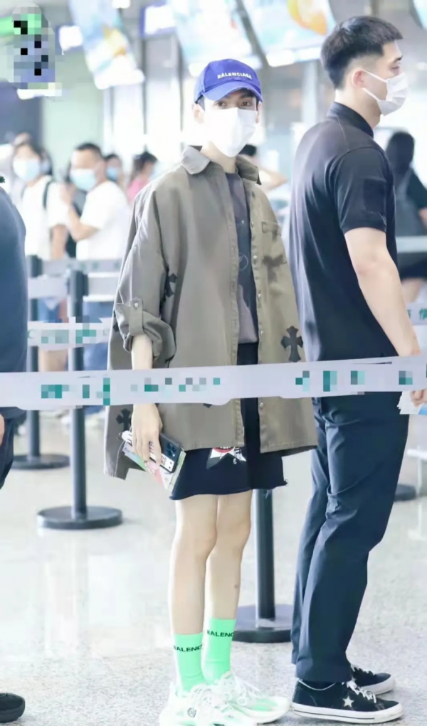 面部凹陷,瘦成“紙片人”,六位體重不過百的男星,各有各的心酸 面部凹陷,瘦成“紙片人”,六位體重不過百的男星,各有各的心酸