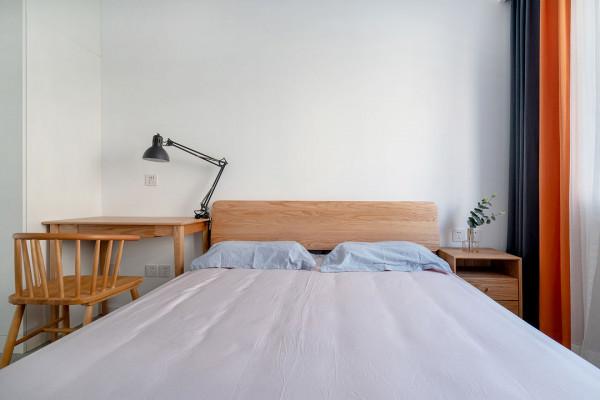 長春百合裝飾怎麼樣 原木風和愛馬仕橙搭配的簡約風住宅 簡潔且溫馨