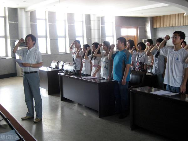 大學是入黨的最佳時機,大一新生想入黨,以下流程要清楚 大學是入黨的最佳時機,大一新生想入黨,以下流程要清楚