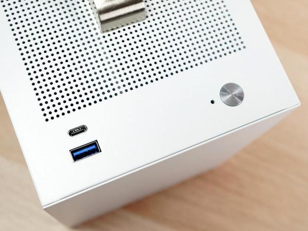 今年顯示卡不好搞，半撿垃圾半入新，攢一臺小巧的ITX工作主機