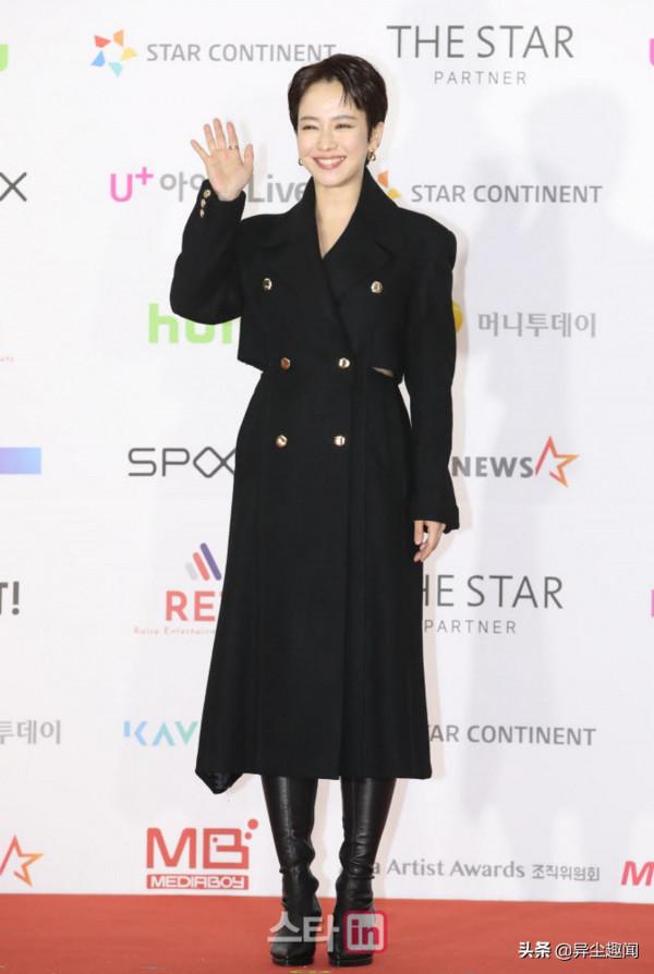 10個韓國凍齡女神，張娜拉近照非常有少女感，孫藝珍仍然超有仙氣