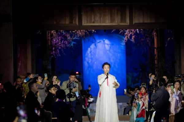 李玉剛浸沒式戲劇雅集完美落幕,一場傳統文化的盛宴 李玉剛浸沒式戲劇雅集完美落幕,一場傳統文化的盛宴