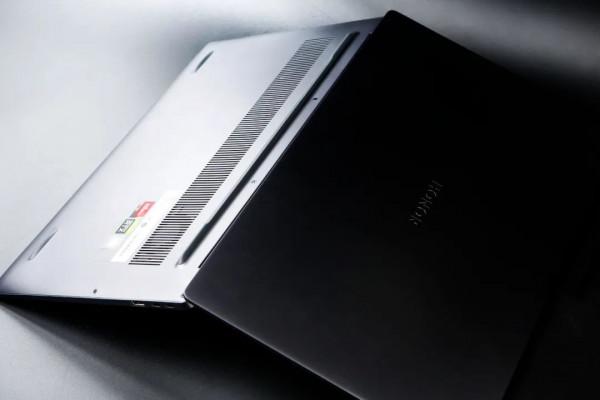 星空旅者&;西裝暴徒|榮耀MagicBook 16 Pro銳龍版圖賞 星空旅者&;西裝暴徒|榮耀MagicBook 16 Pro銳龍版圖賞