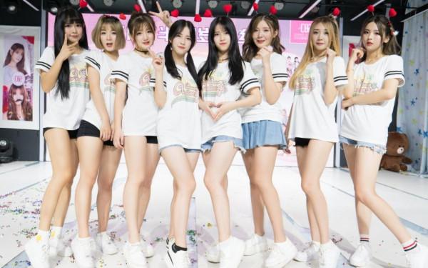 草根少女楊超越：從服務員到爆紅，讓無數二代咬牙切齒又望塵莫及