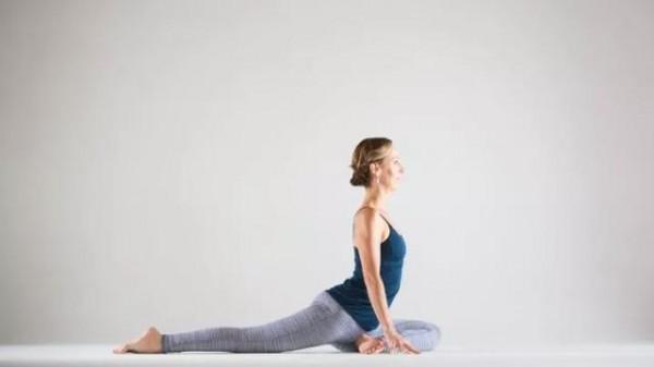 五個體式教你學會如何正確拉伸，每天十分鐘快速劈叉，無痛一字馬