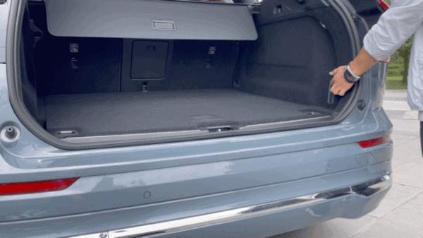 悶騷男繞不過的豪華車，全系升級改混動，試駕新款沃爾沃XC60