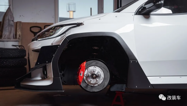 把寶馬換成豐田GR Yaris，起因竟是為了一套寬體？