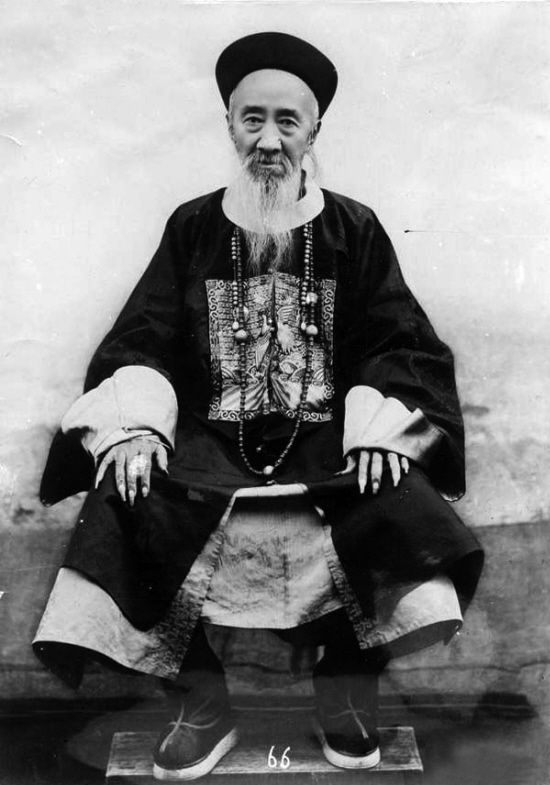 晚清奇案：張之洞為何要斬殺“光緒皇帝”，原因：“皇帝”是假的