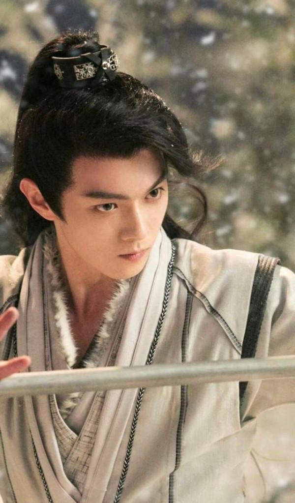 任嘉倫，羅雲熙、許凱的最新造型！誰的更勝一籌！誰是你的最愛？