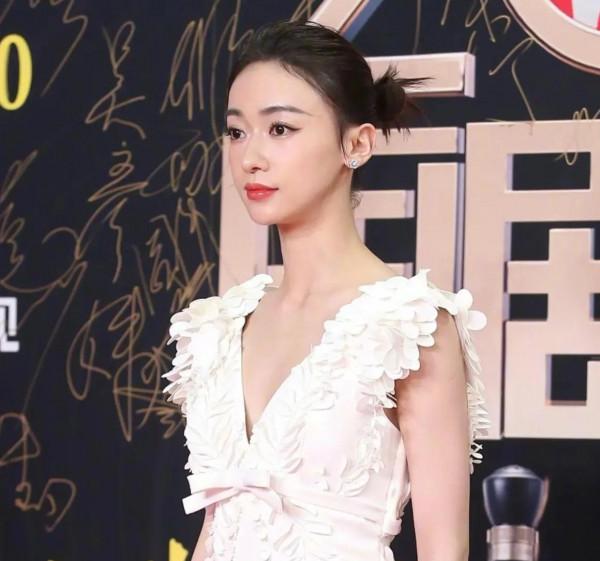 國劇盛典紅地毯:有驚喜也有驚嚇,毛曉彤最驚豔,劉奕君意外翻車 國劇盛典紅地毯:有驚喜也有驚嚇,毛曉彤最驚豔,劉奕君意外翻車