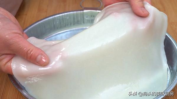 大米放進攪拌機裡，出鍋變美食，筋道十足，比涼皮好吃，太香了