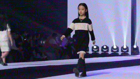 長相浪費基因？這些星二代，明明跟父母共用一張臉