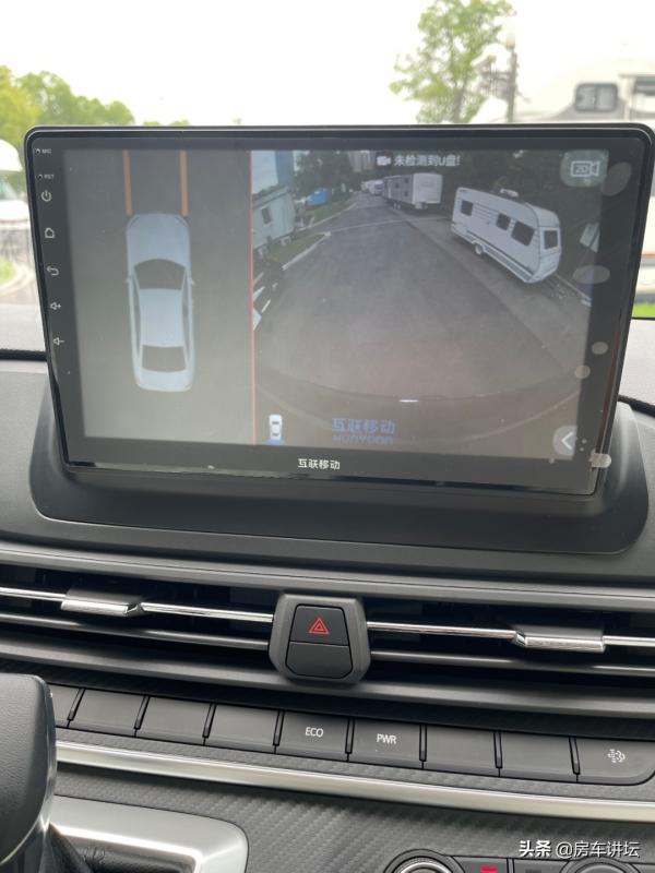 外觀沉穩低調,內飾出口工藝搭配航空座椅即豪華更舒適 外觀沉穩低調,內飾出口工藝搭配航空座椅即豪華更舒適