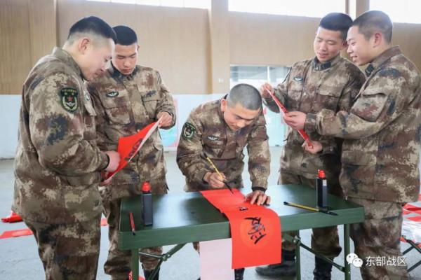 視點｜2022年&OpenCurlyDoubleQuote;春節軍列&rdquo;真暖