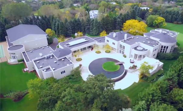 NBA飛人喬丹5202㎡別墅,一間客廳上百平,網友卻說:還沒賣出去 NBA飛人喬丹5202㎡別墅,一間客廳上百平,網友卻說:還沒賣出去