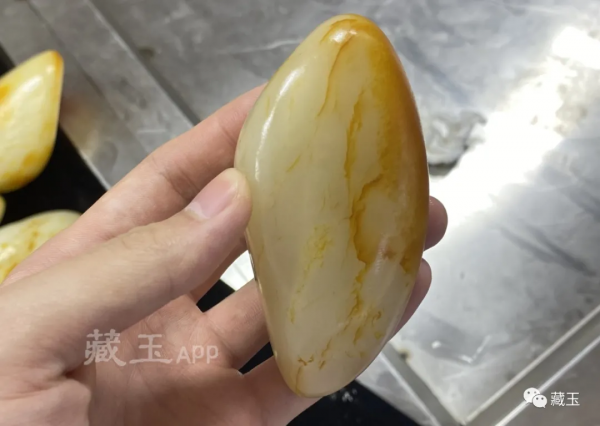 一組假皮特寫!七大特徵讓你一眼看懂真假籽料 一組假皮特寫!七大特徵讓你一眼看懂真假籽料