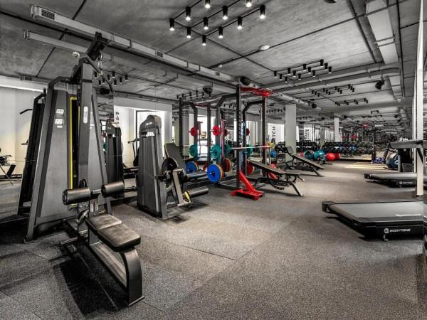 浙江打工小夥子娶俄羅斯美女為妻,結婚時女方拿積蓄買婚房 浙江打工小夥子娶俄羅斯美女為妻,結婚時女方拿積蓄買婚房