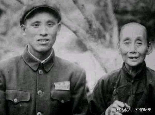 率領兩個營硬扛美軍,掩護師部撤退,他是180師第一個突圍的人 率領兩個營硬扛美軍,掩護師部撤退,他是180師第一個突圍的人