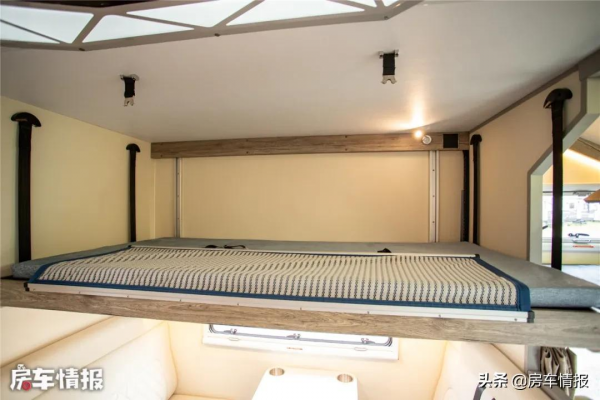 ​這個設計真心棒！讓房車秒變內外套間，獨立廚衛空間比家裡還大