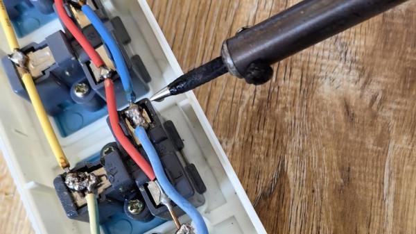 公牛插排H型螺絲拆卸 特殊螺絲H型、Y型、三角型、星型等螺絲拆除