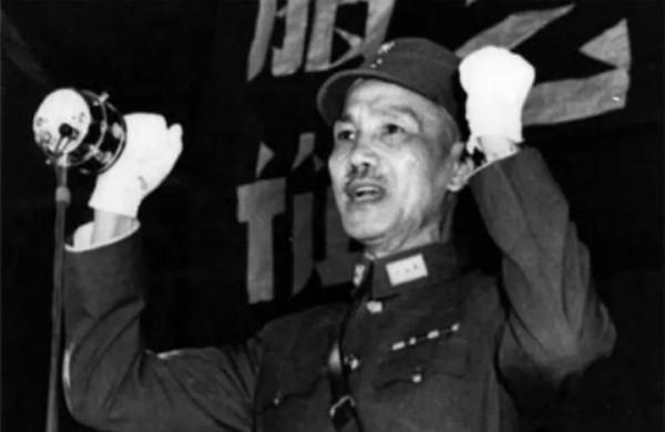 八路軍被迫取消一項制度，黃克誠上報中央：這是蔣介石的陰謀