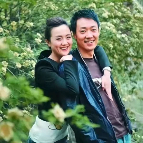 這8對幸福美滿的夫妻，有人恩愛32年，有人36歲生二胎，你知道嗎