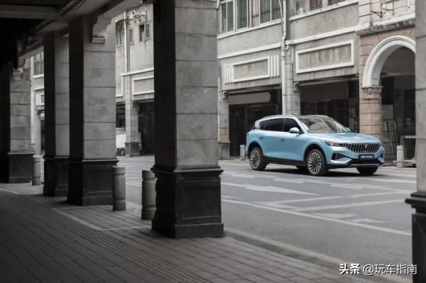 續航860公里，高配1040牛米，詳解新車嵐圖FREE